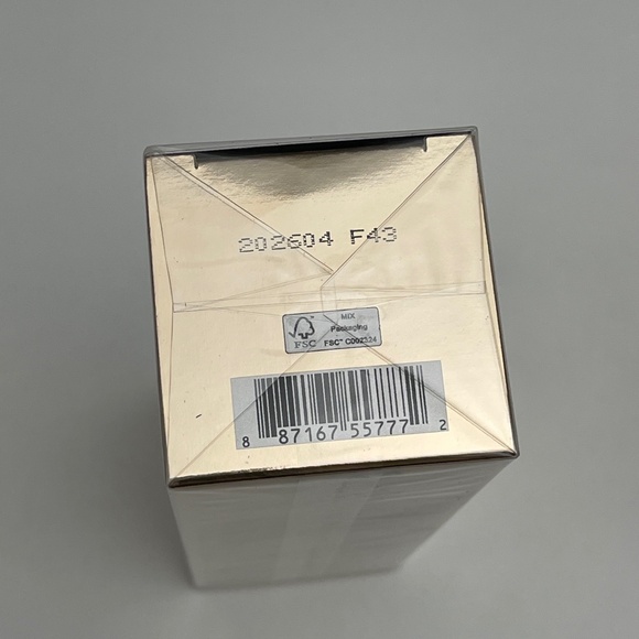 NEW Estee Lauder Re-Nutriv Ultimate Diamond Transformative Brilliance Serum 30ml - Picture 4 of 6